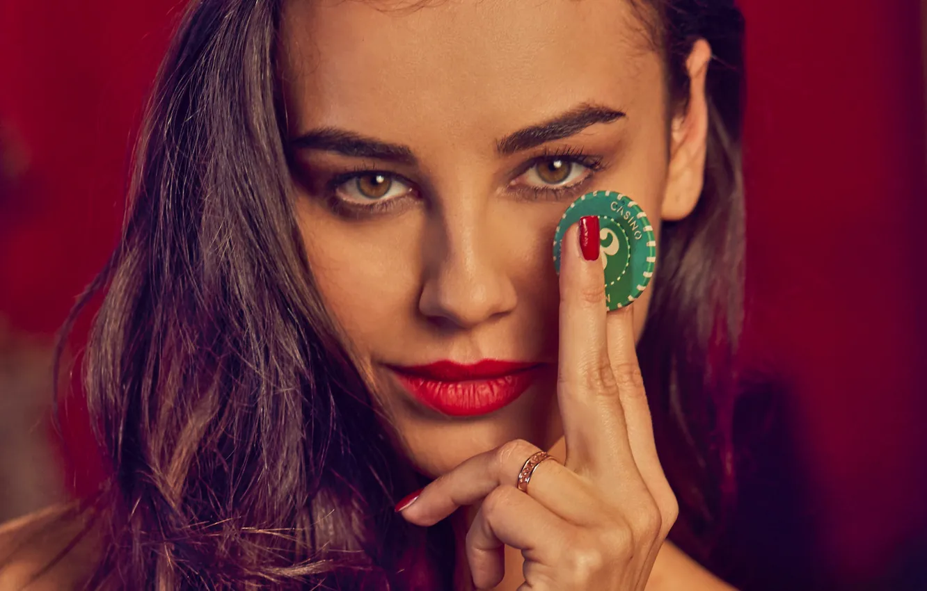 Photo wallpaper game, woman, model, ring, Poker, brunette, look, hands