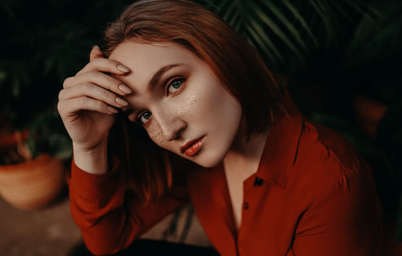 Photo wallpaper look, girl, face, hand, portrait, makeup, red, redhead
