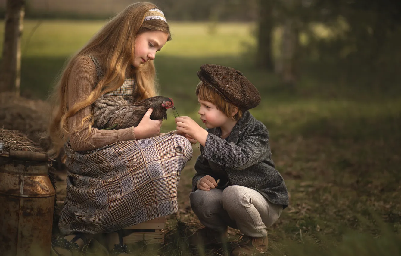 Photo wallpaper chicken, boy, girl