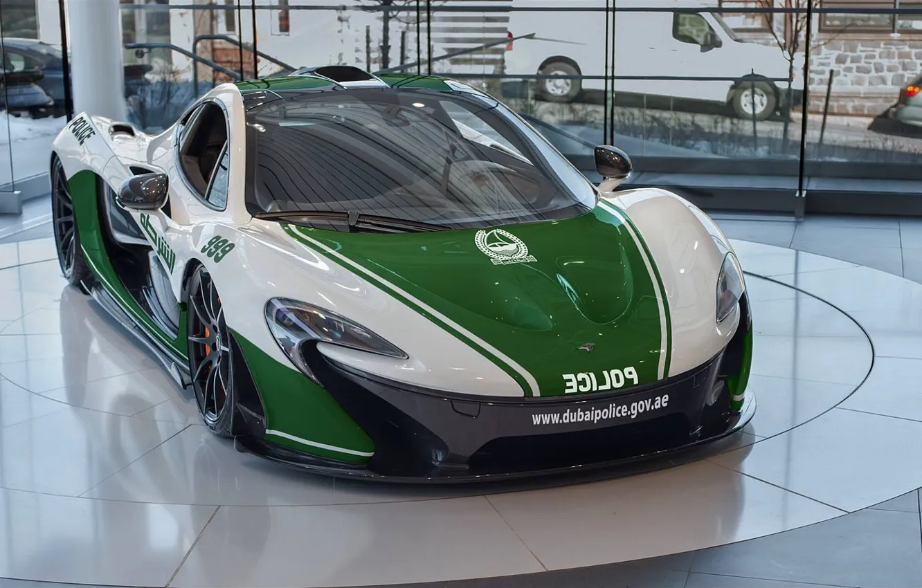 Photo wallpaper McLaren, Dubai, police