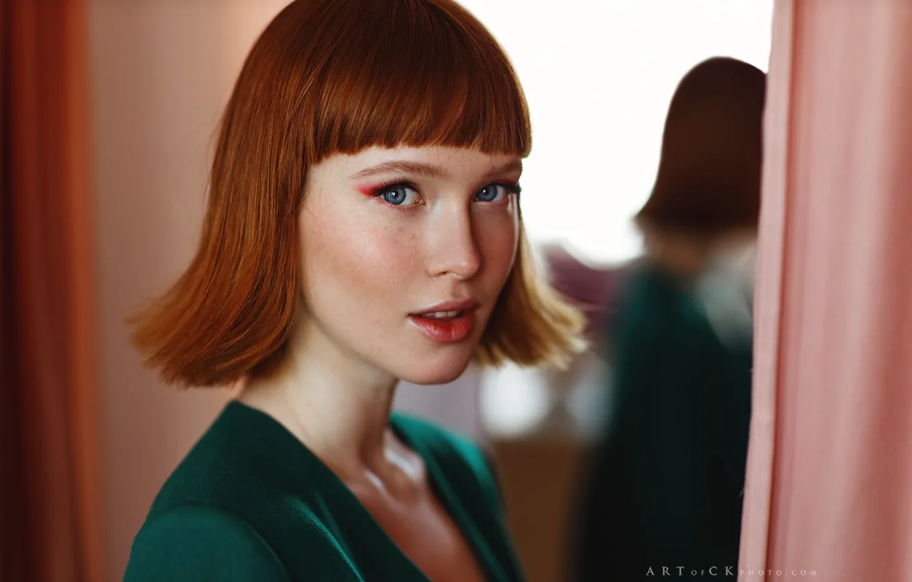 Photo wallpaper look, close-up, red, beauty, Stepan Kvardakov, Stepan Kvardakov, Arina Bikbulatov, Arina Bikbulatova