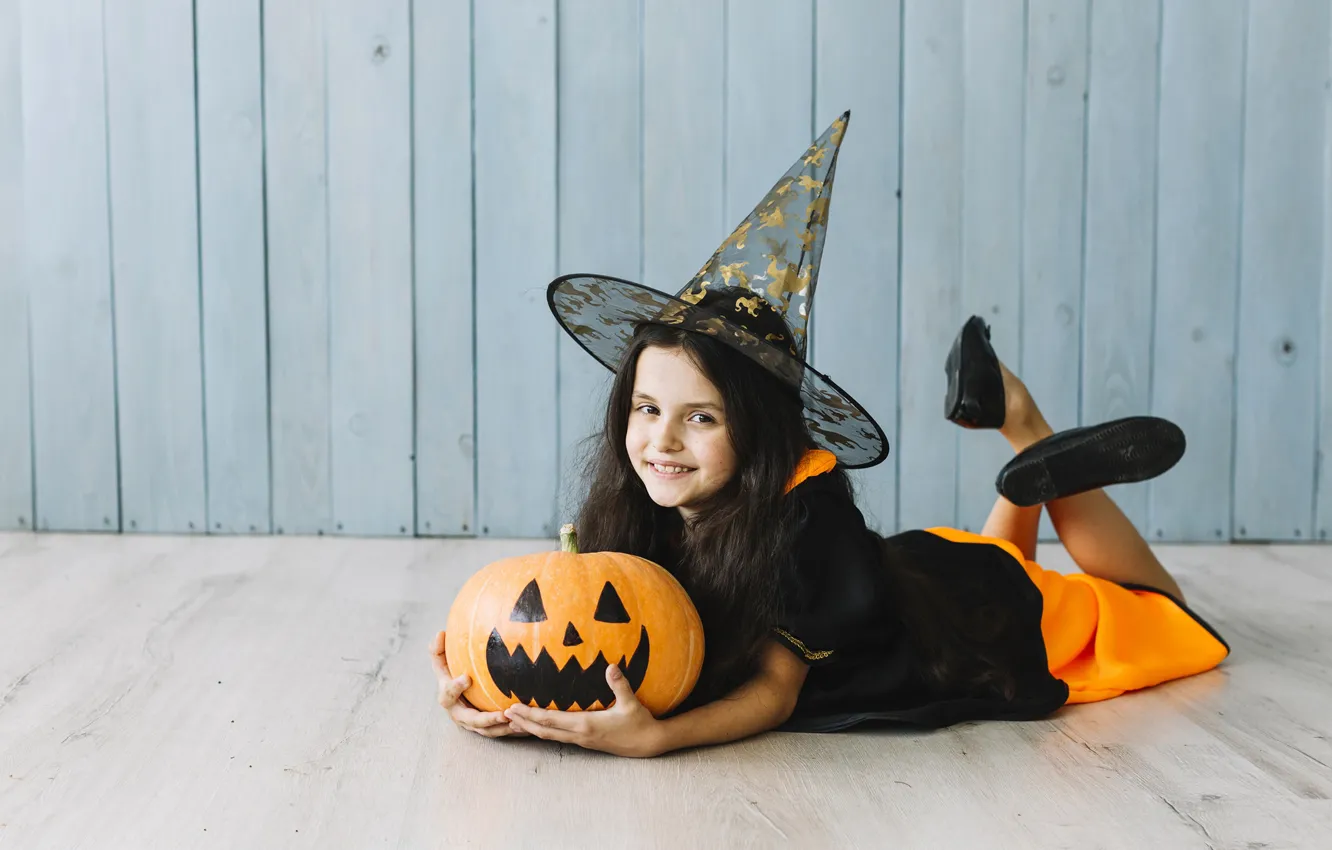 Photo wallpaper smile, holiday, girl, Halloween, pumpkin, Halloween, cap