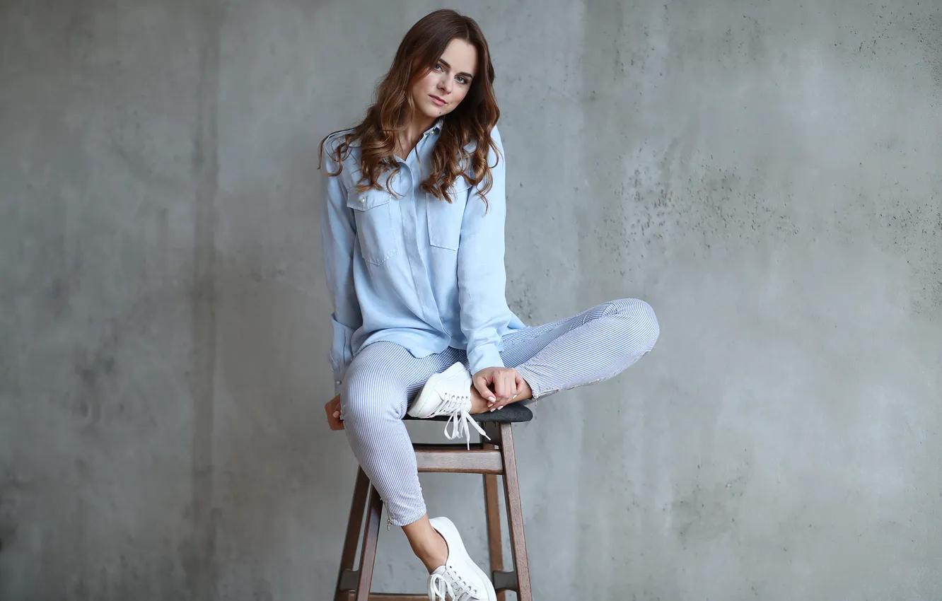 Photo wallpaper girl, pretty, Denim, cute, sneakers, stool