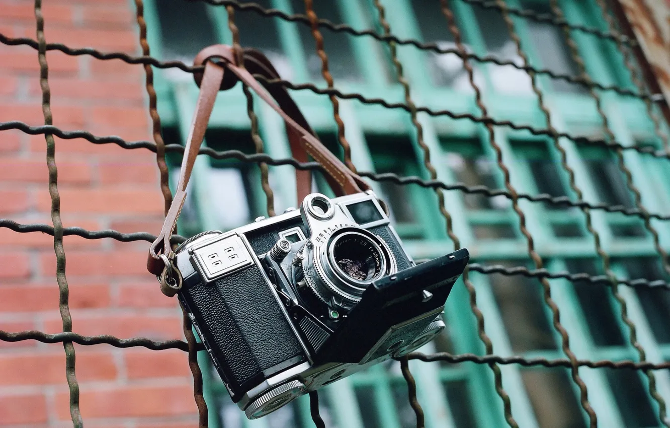 Photo wallpaper background, the fence, camera
