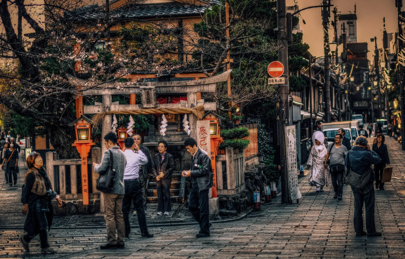 Photo wallpaper people, Japan, photographer, Kyoto, cars, street, life, restaurants