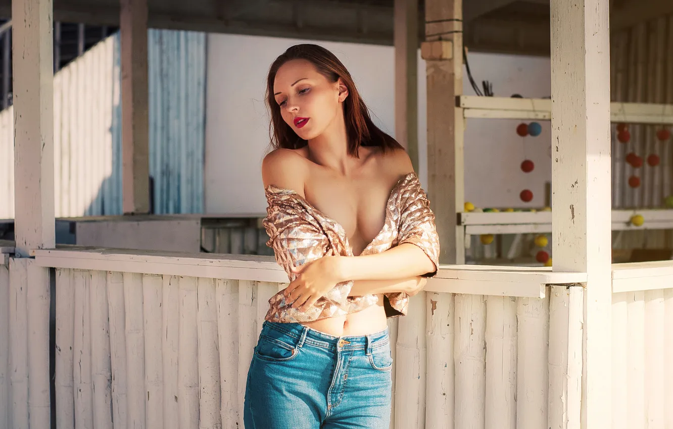 Photo wallpaper chest, look, girl, pose, home, jeans, hands, makeup