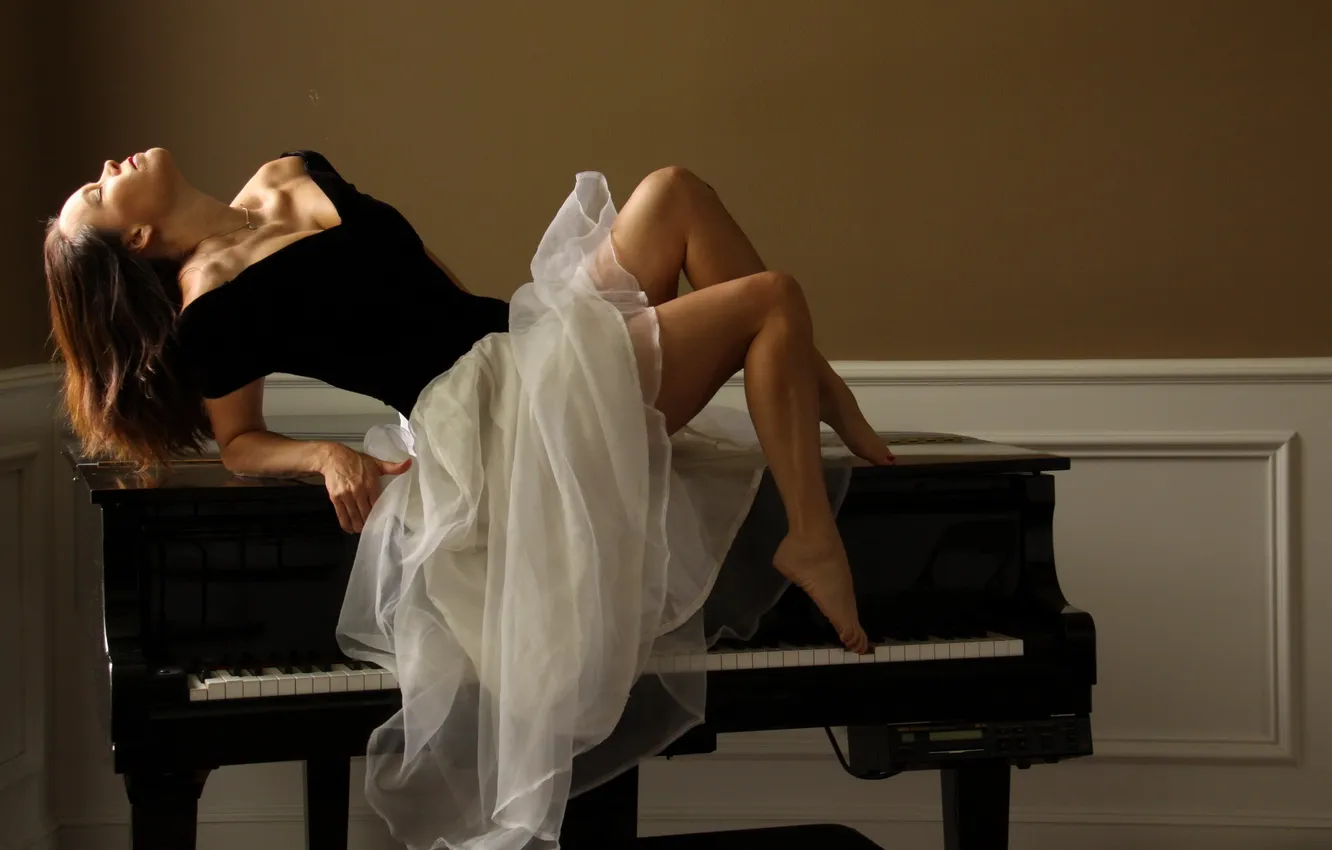 Photo wallpaper girl, background, piano
