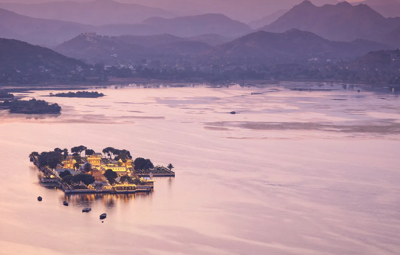 Photo wallpaper mountains, lake, India, Palace, Udaipur, Rajasthan, Pichola
