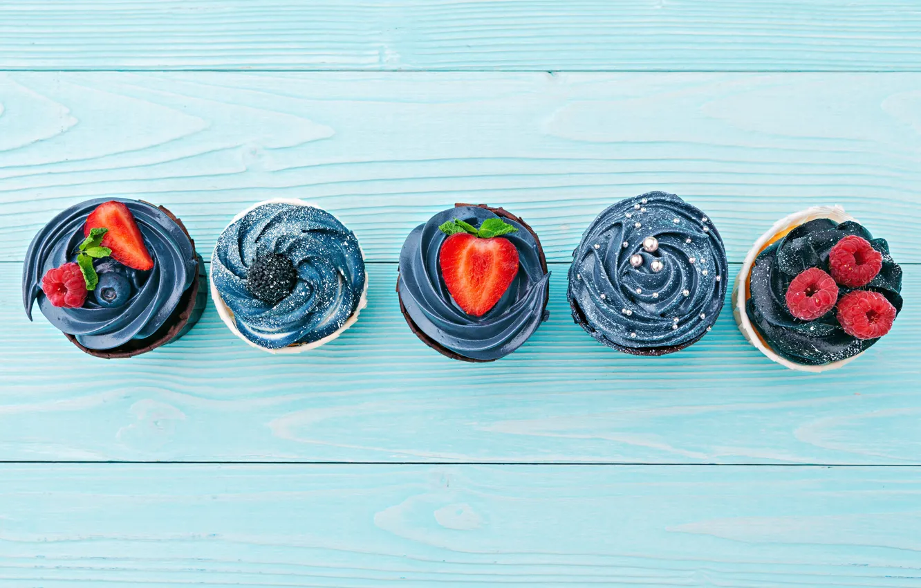 Photo wallpaper berries, cream, cupcakes