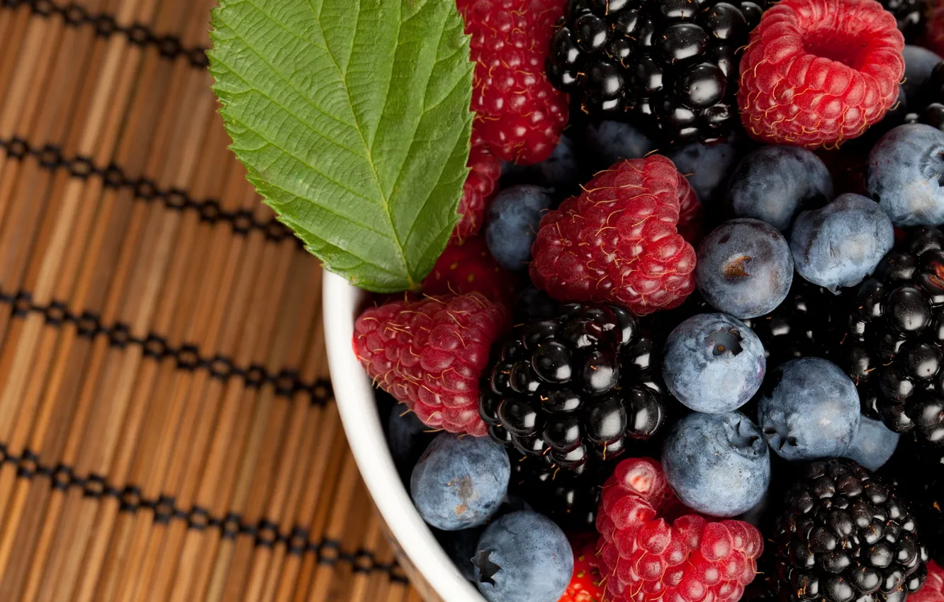 Photo wallpaper berries, raspberry, blueberries, BlackBerry