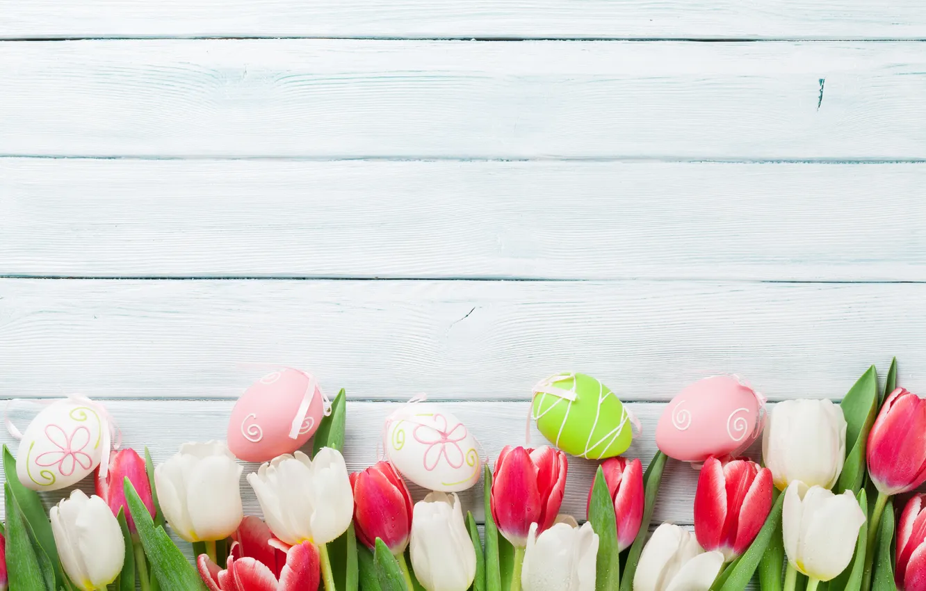 Photo wallpaper flowers, eggs, spring, colorful, Easter, red, wood, flowers