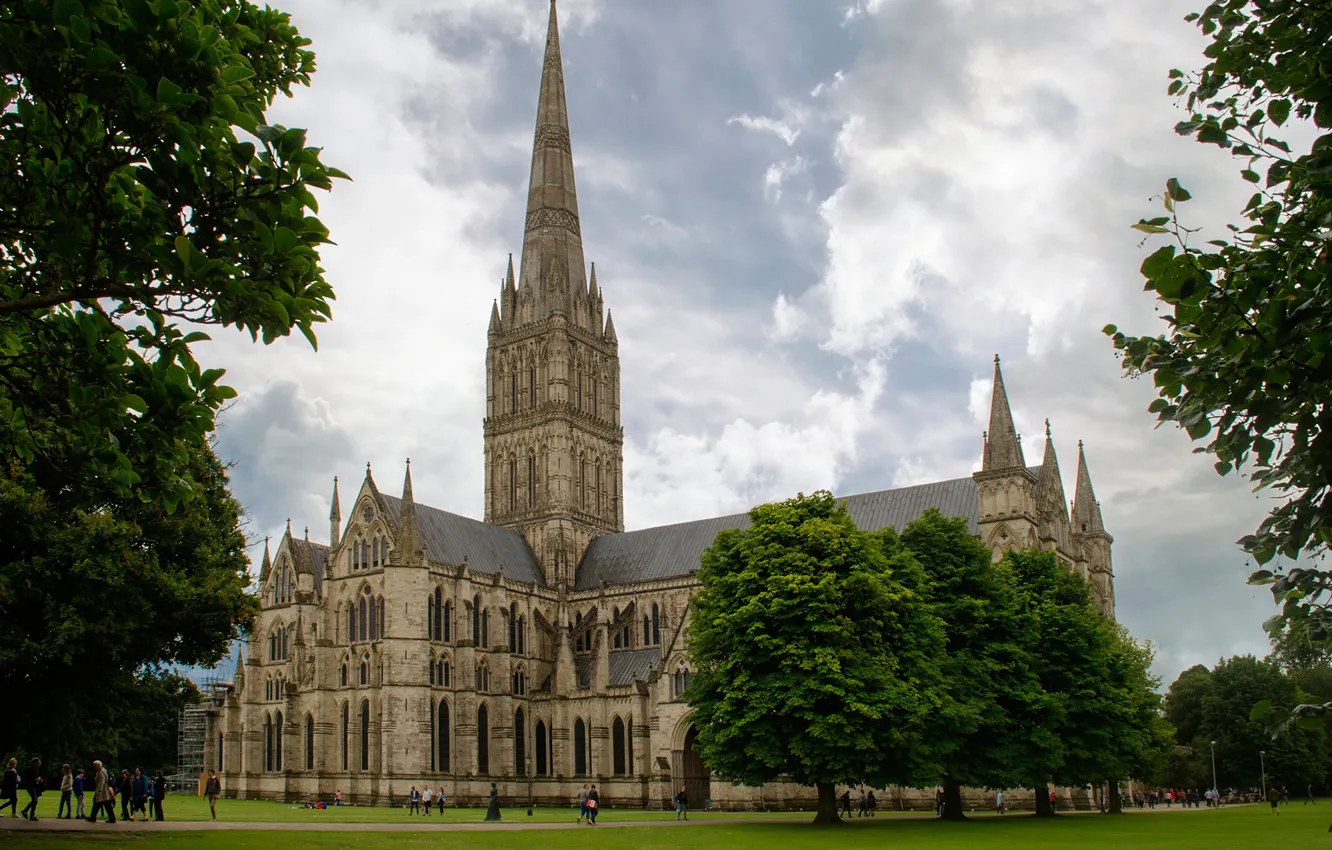 Photo wallpaper greens, grass, clouds, trees, Park, lawn, England, Cathedral