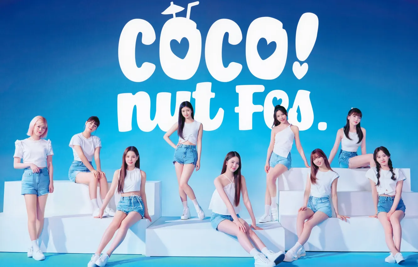 Photo wallpaper shorts, studio, smile, beautiful, pretty, women, jeans, Denim