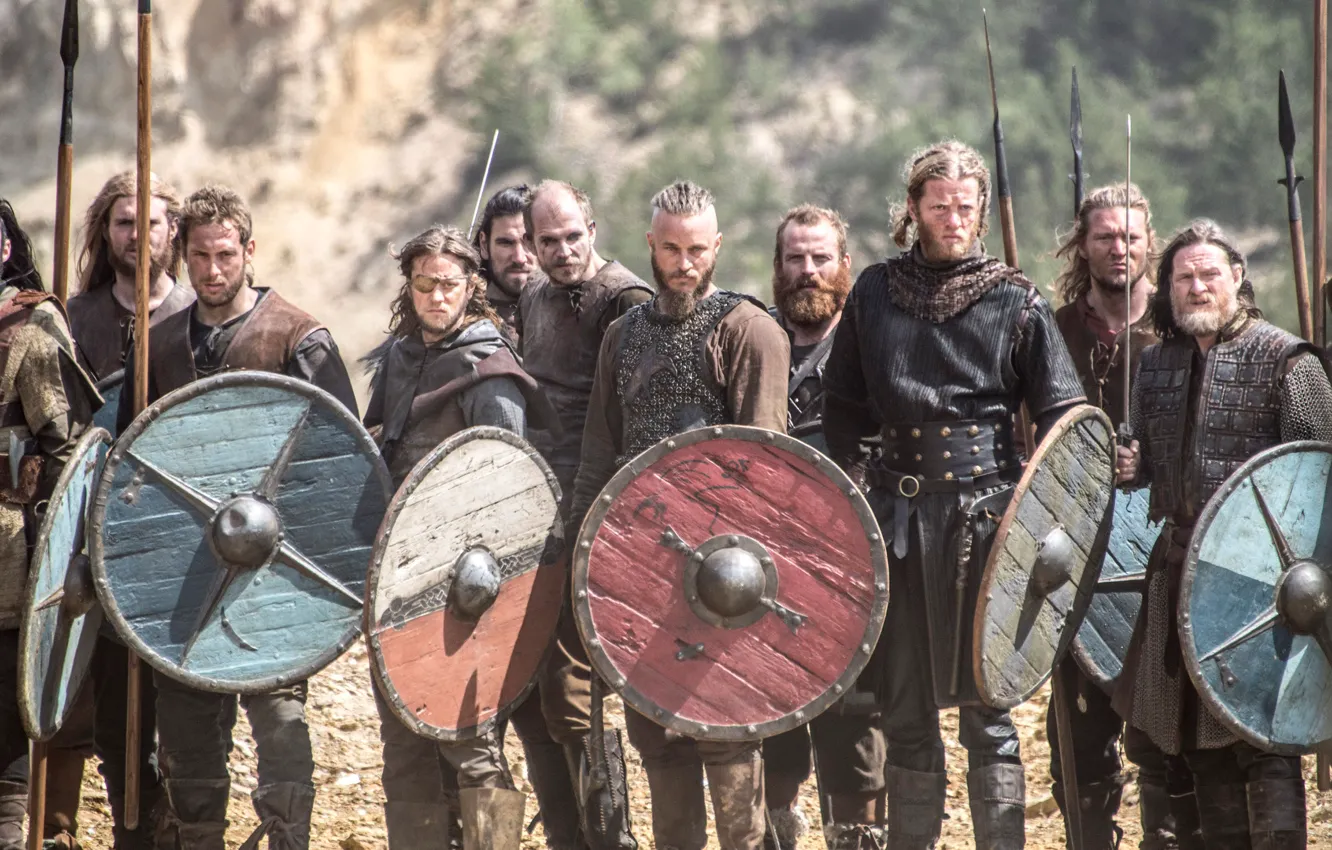 Photo wallpaper warrior, the series, shield, Vikings, historical, The Vikings, Travis Fimmel, Travis Fimmel