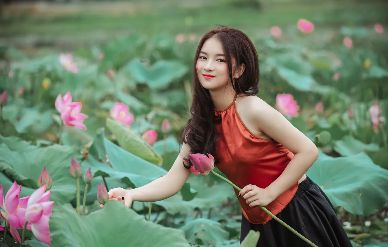 Photo wallpaper leaves, girl, flowers, nature, pose, smile, bouquet, Lotus