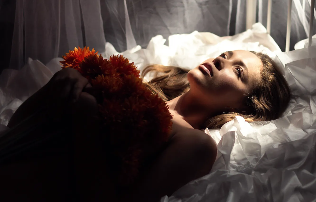 Photo wallpaper look, girl, thoughts, bouquet, Victoria, Vika