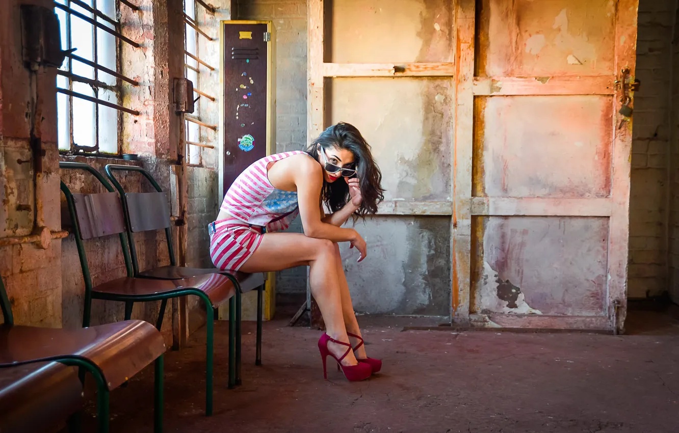 Photo wallpaper look, girl, glasses