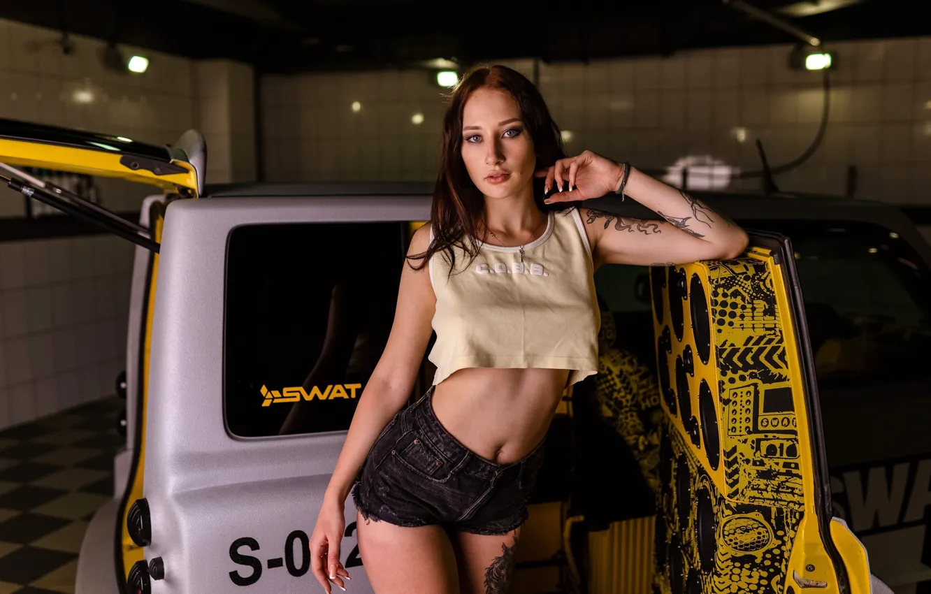 Photo wallpaper look, lamp, model, shorts, portrait, garage, makeup, Mike