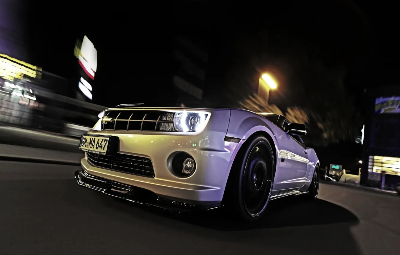 Photo wallpaper Night, The city, Chevrolet, Camaro, Lights, The front, Magnet