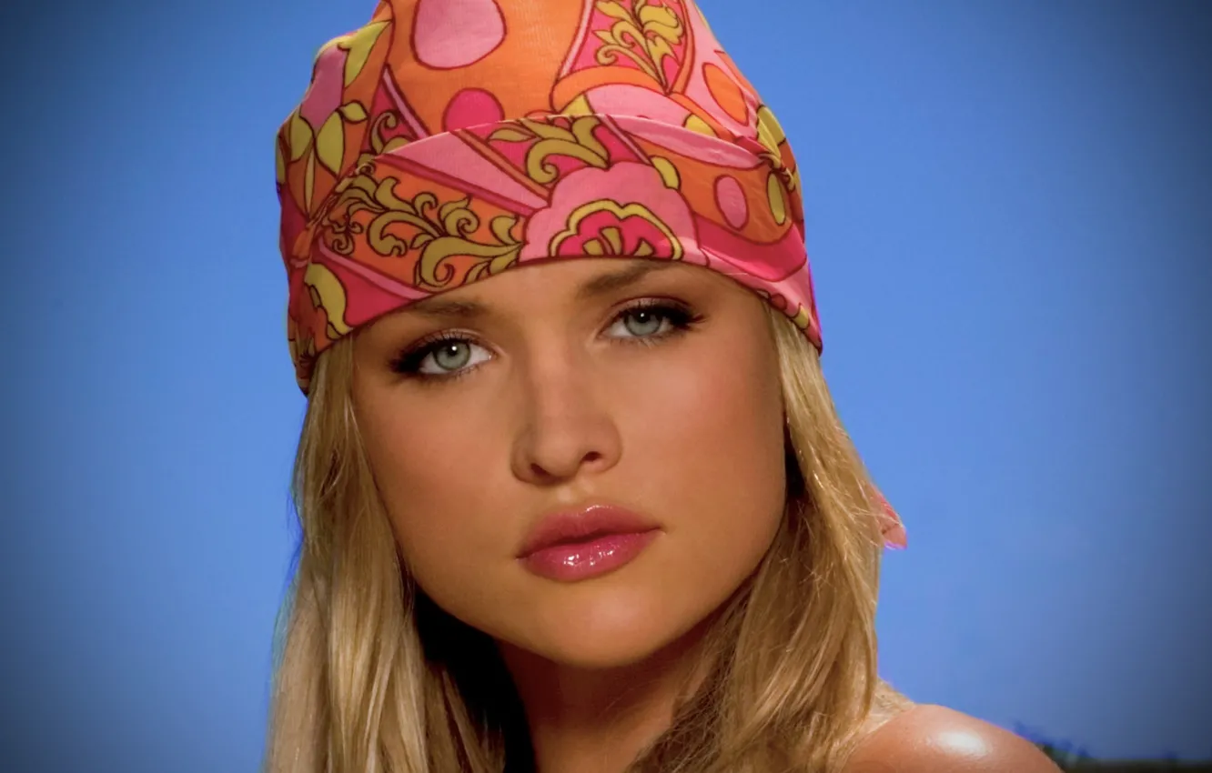 Photo wallpaper girls, pretty, face, look