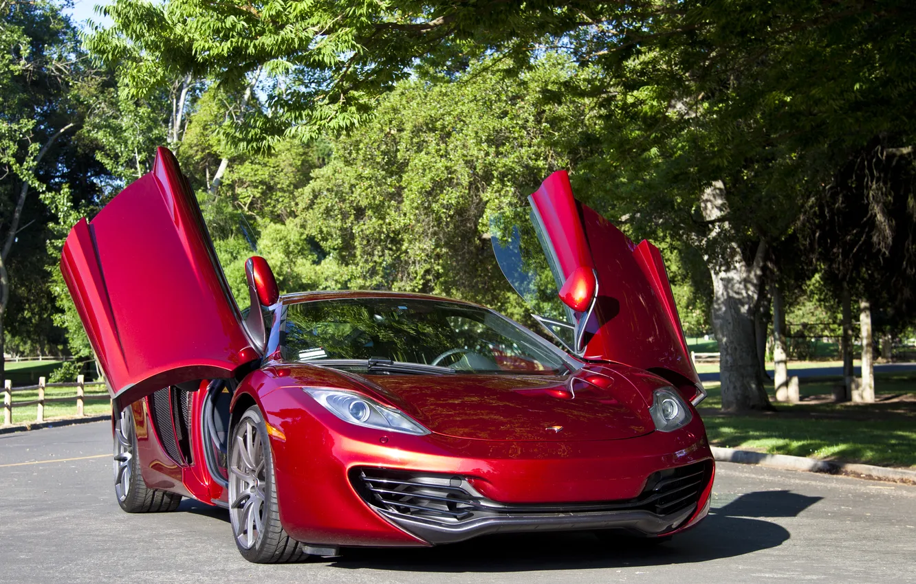Photo wallpaper trees, McLaren, red, MP4-12C, McLaren, red, raspahnut, doors
