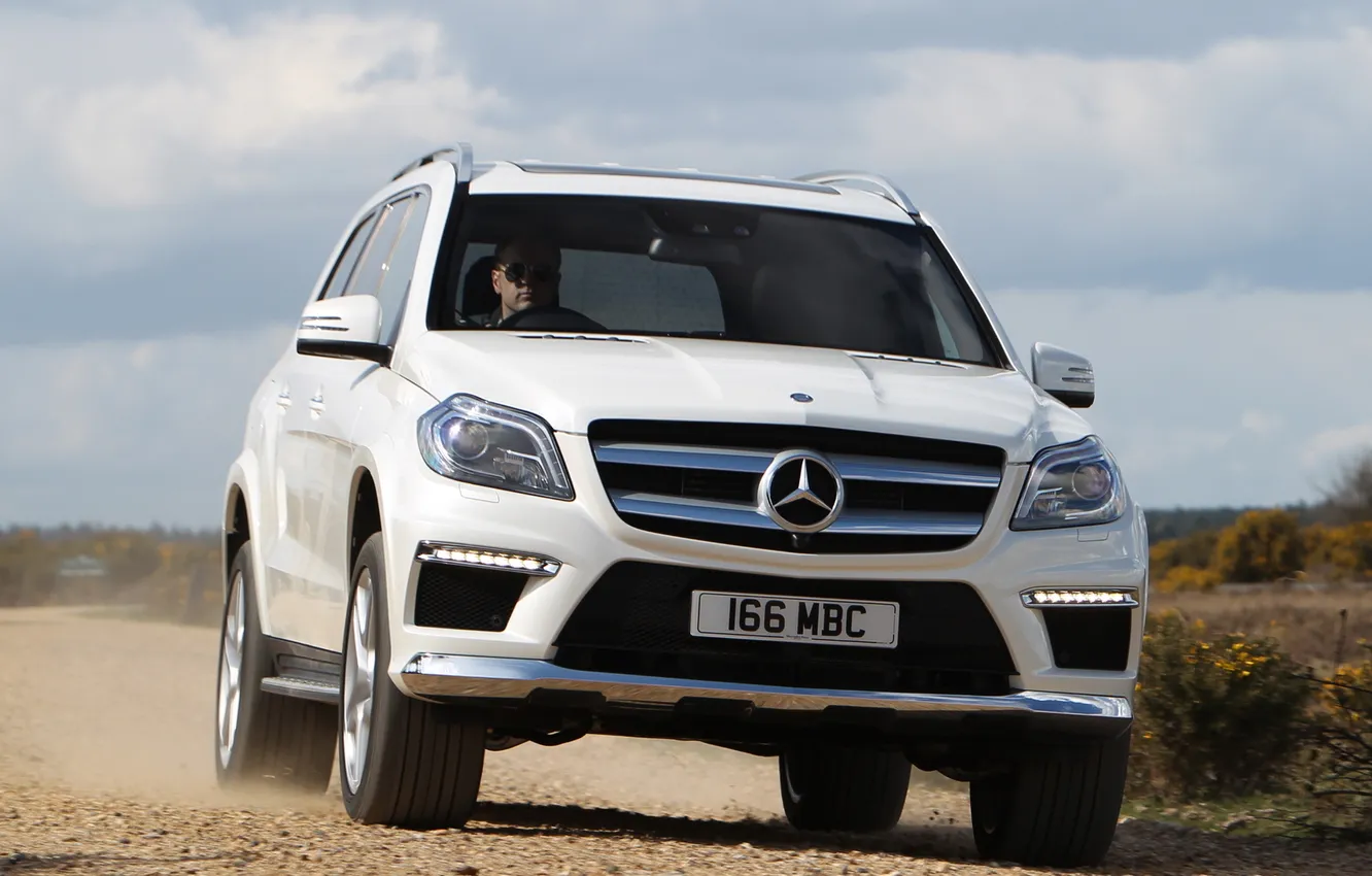 Photo wallpaper Mercedes-Benz, SUV, Mercedes, AMG, universal, Sports Package, BlueTec, GL 350