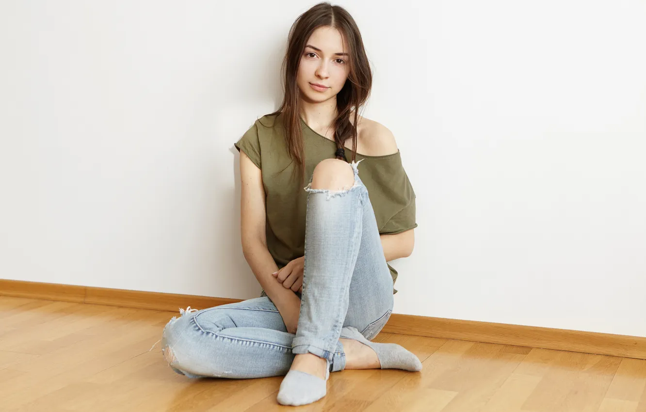 Photo wallpaper girl, beauty, jeans, tank top
