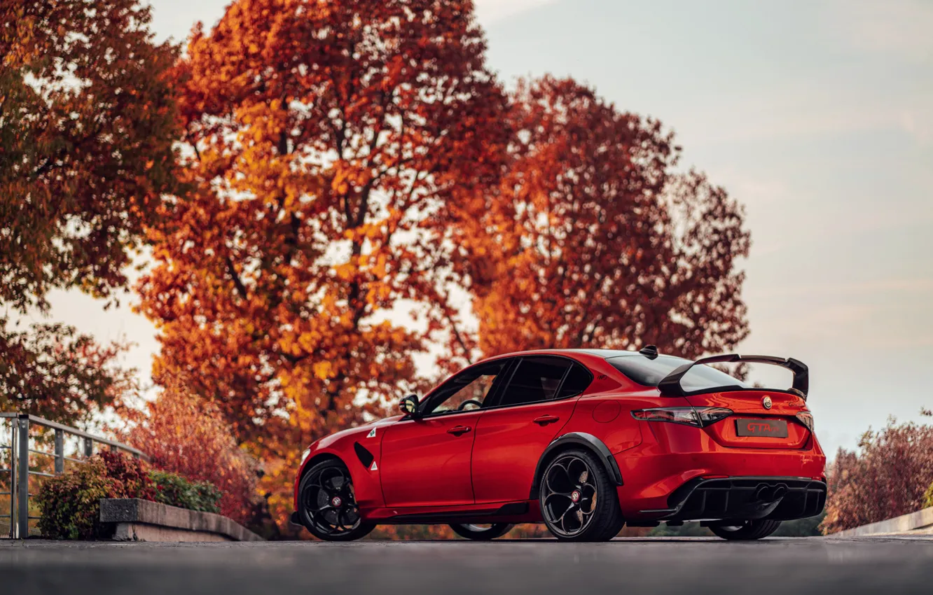 Photo wallpaper autumn, Alfa Romeo, Giulia, GTAm, 2020, Gran Turismo Alleggerita changed