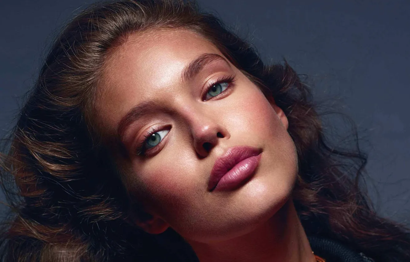 Photo wallpaper girl, portrait, brown hair, look. makeup