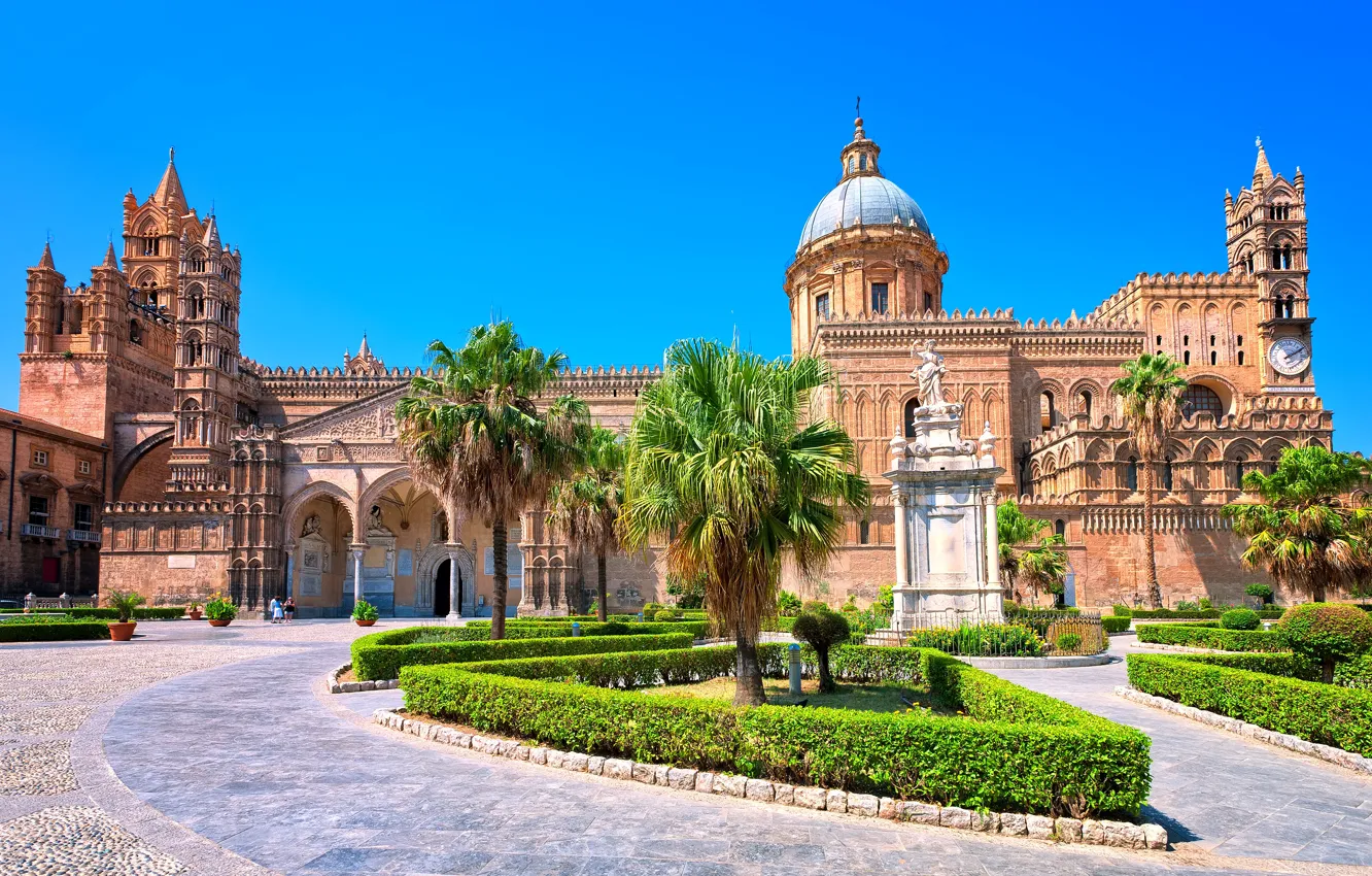 Photo wallpaper the sky, the sun, design, palm trees, Italy, Cathedral, architecture, the bushes