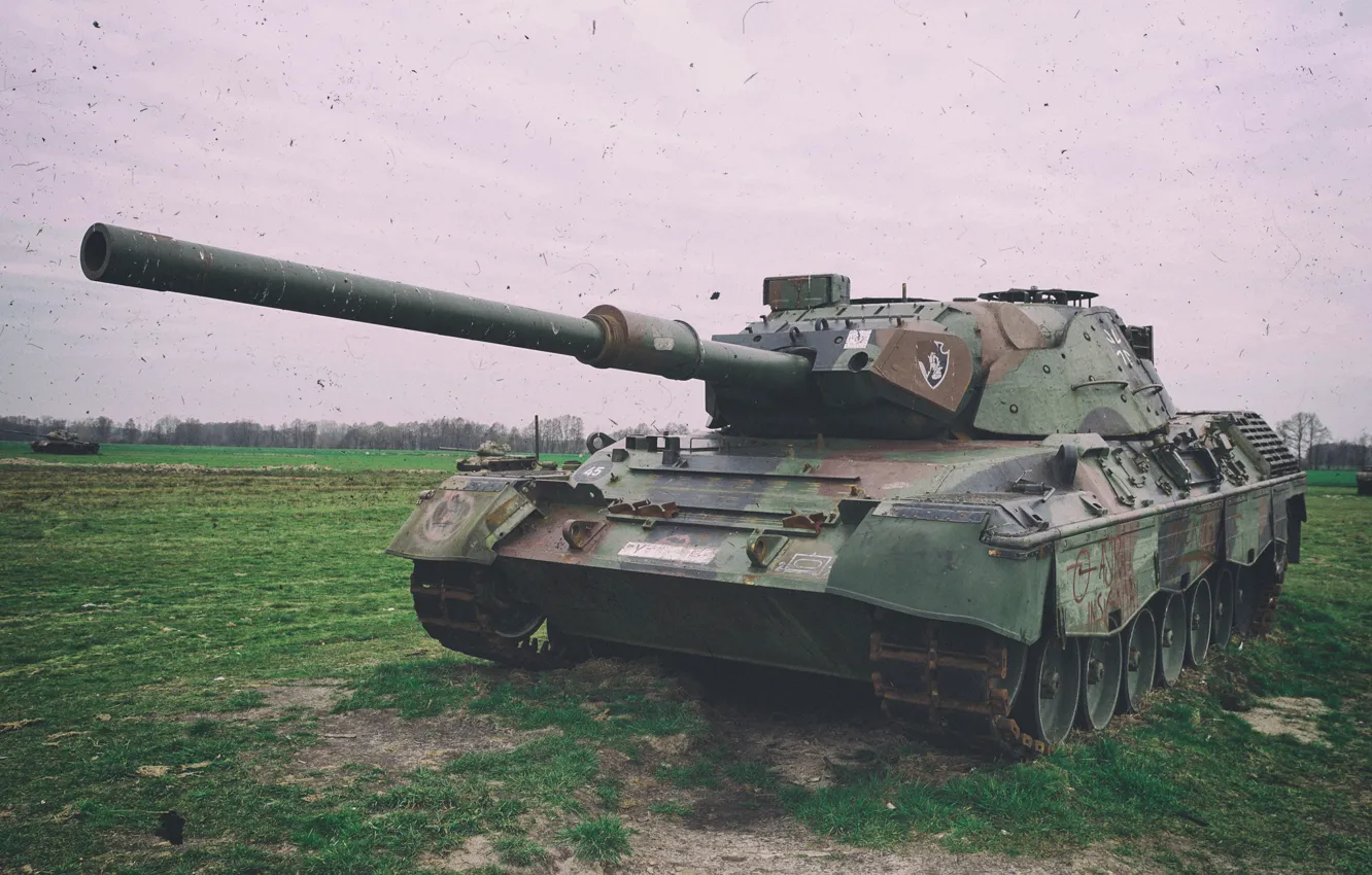Photo wallpaper field, tank, trunk, Leopard 1 A6