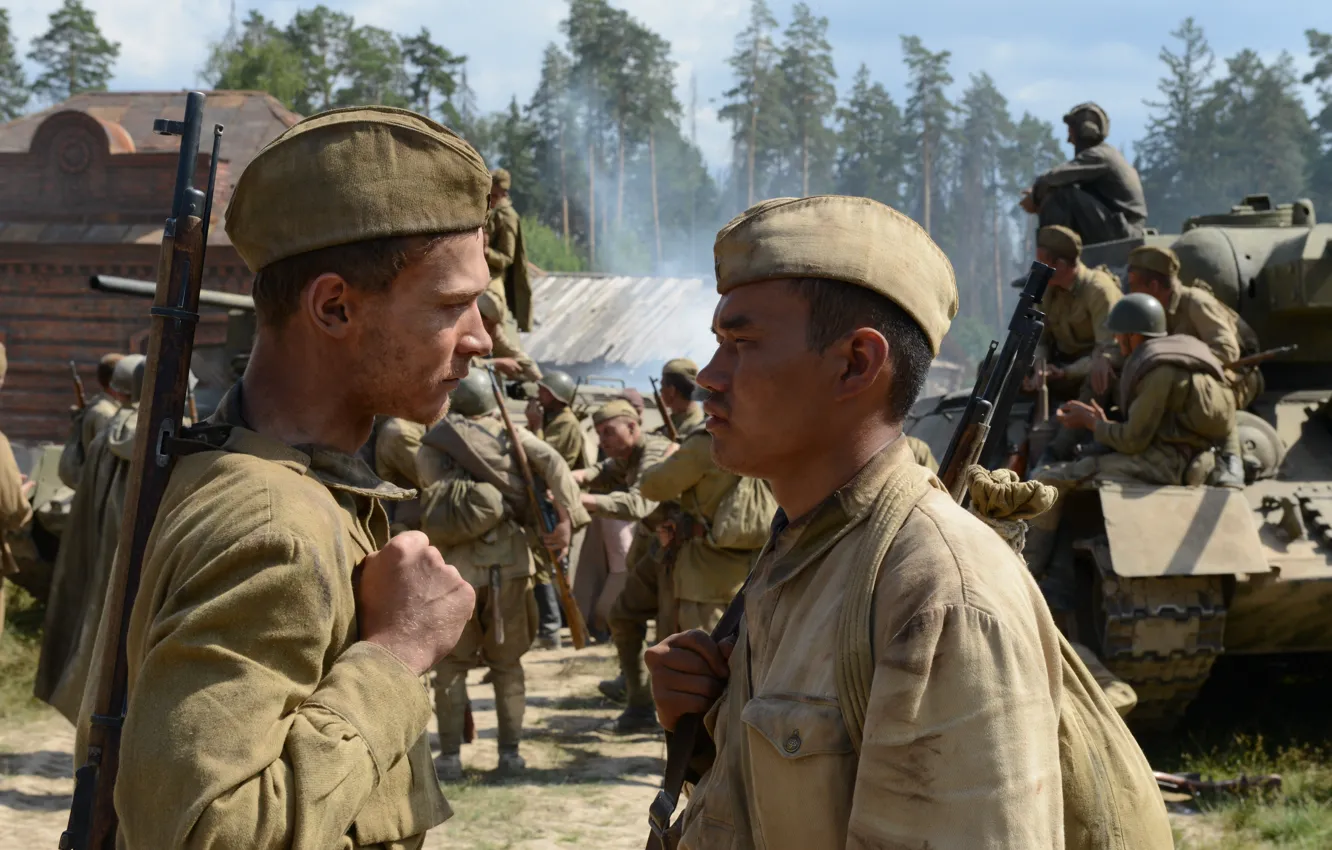 Photo wallpaper soldiers, Amir Abdykalykov, Road to Berlin, Yuri Borisov