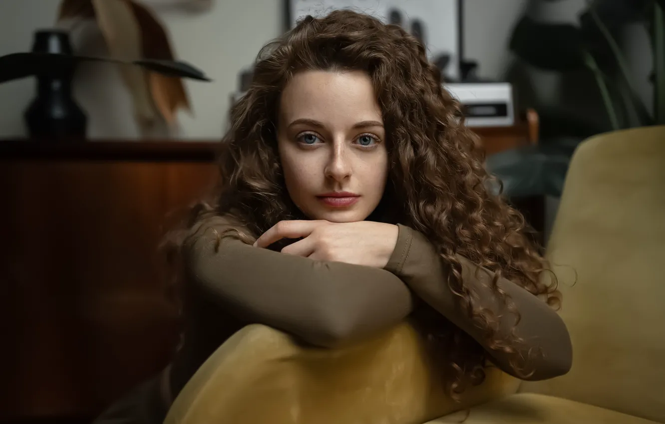 Photo wallpaper look, pose, model, portrait, chair, hands, makeup, hairstyle