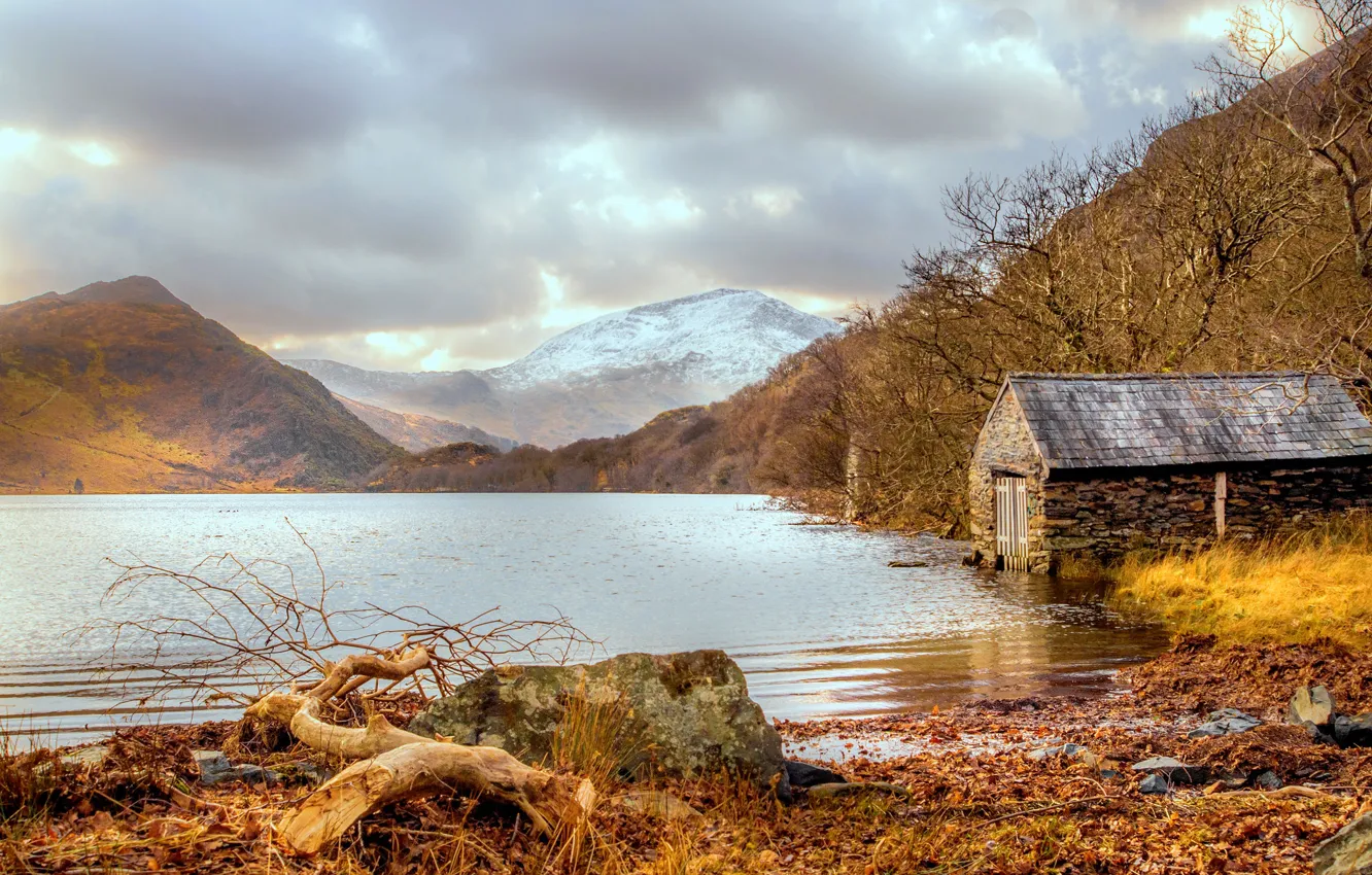 Photo wallpaper mountains, lake, house, Wales, Snowdonia, Llyn Dinas