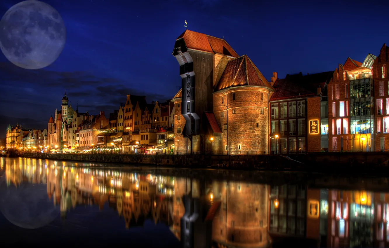 Photo wallpaper river, home, Poland, Gdansk, architectural night, moon.