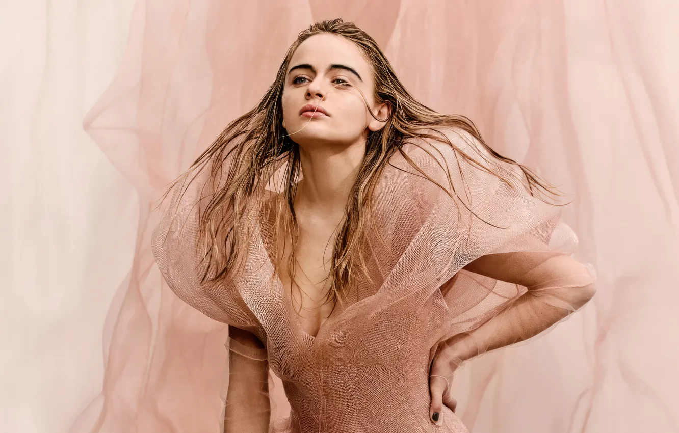 Photo wallpaper pose, makeup, figure, dress, actress, neckline, singer, Joey King