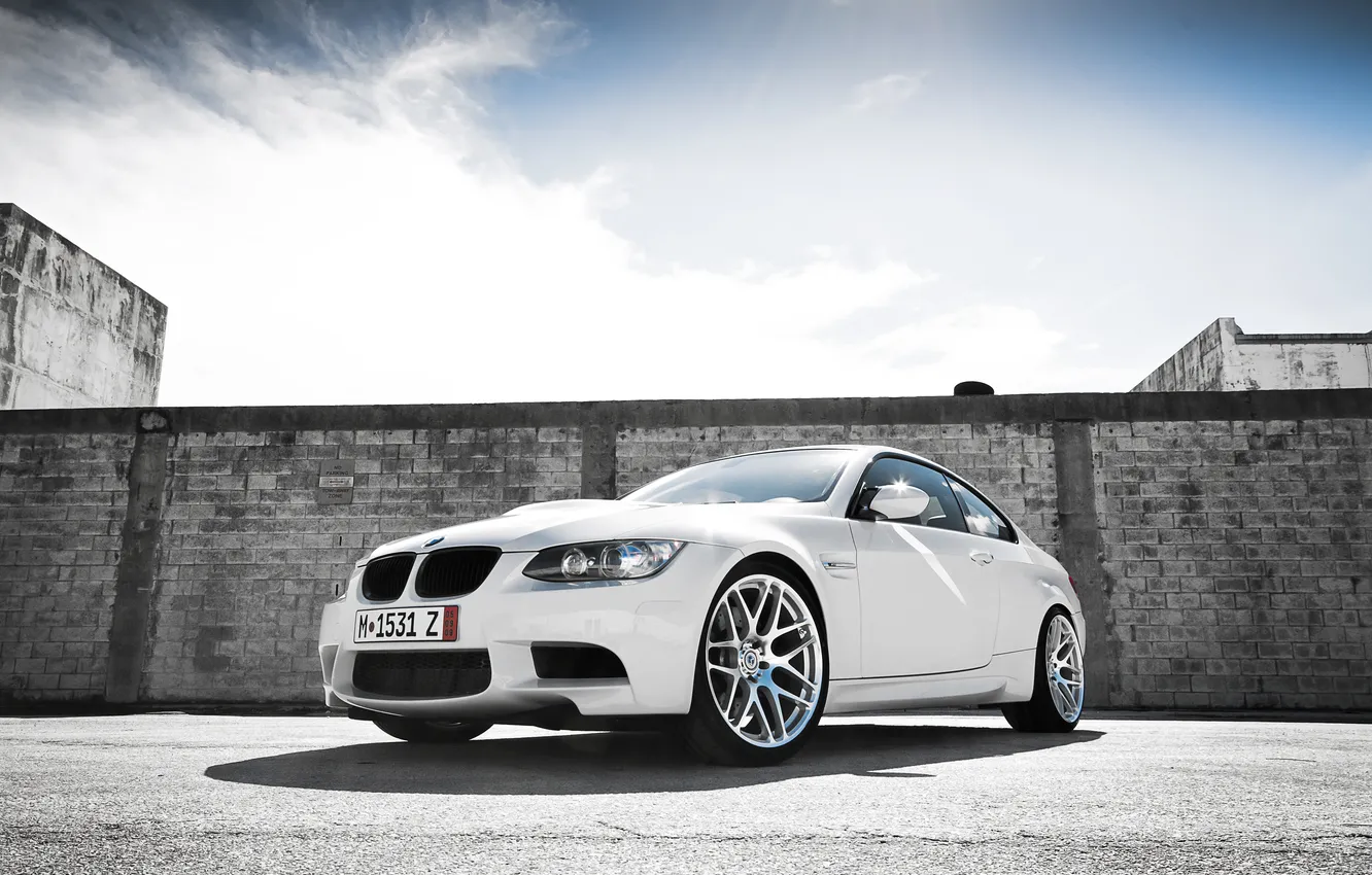Photo wallpaper white, the sky, wall, BMW, BMW, white, the front part, e92