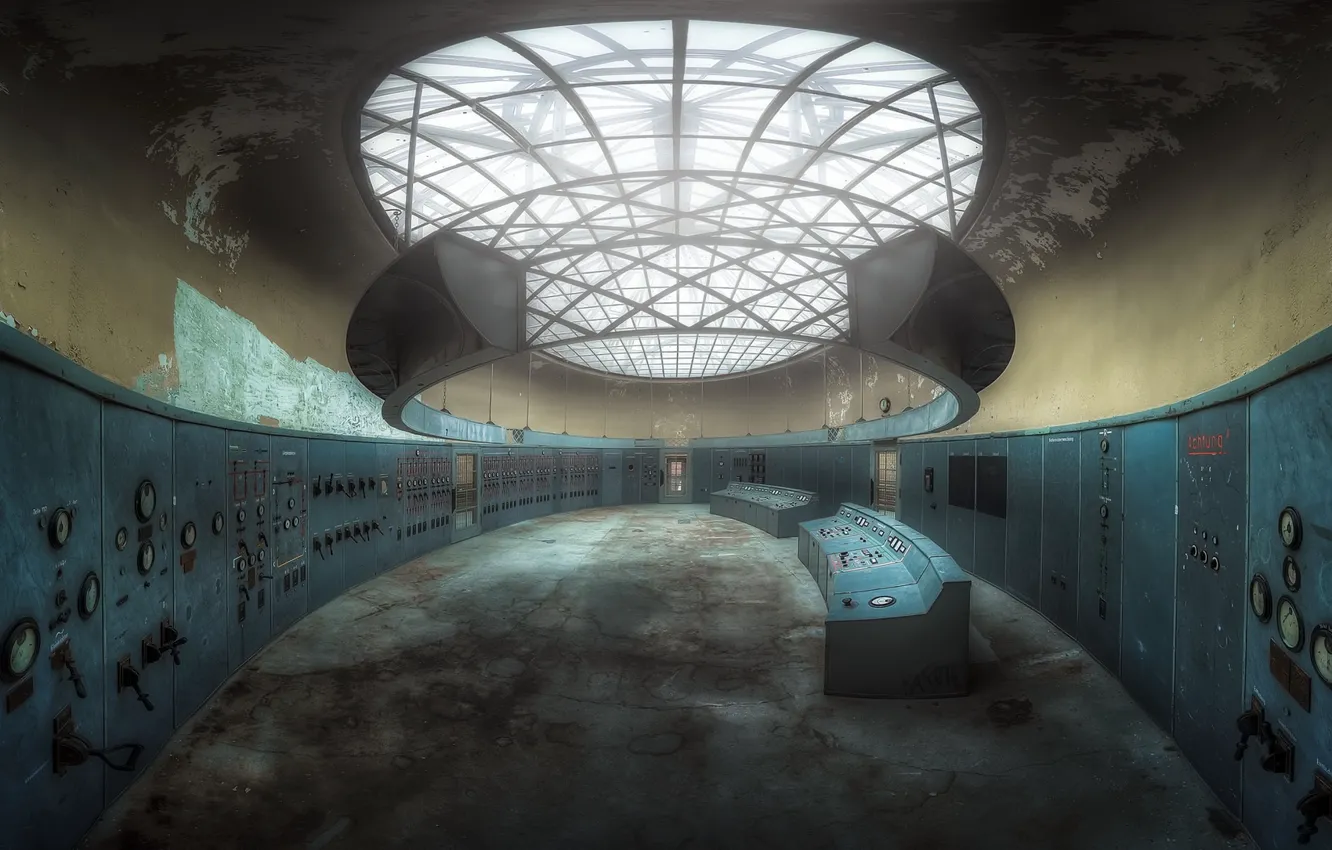 Photo wallpaper hall, operator, remote control