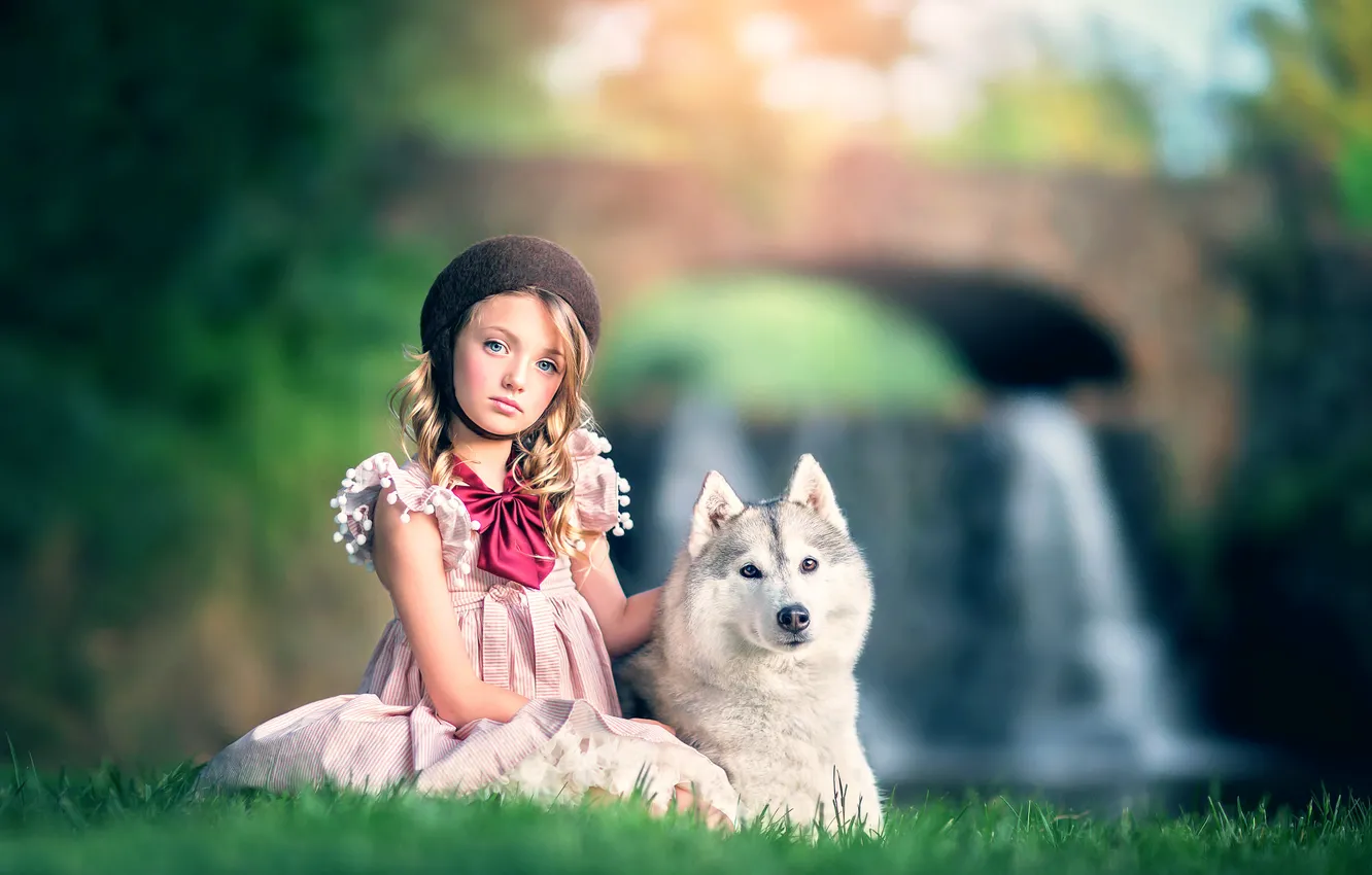Photo wallpaper dog, girl, Ashlyn Mae