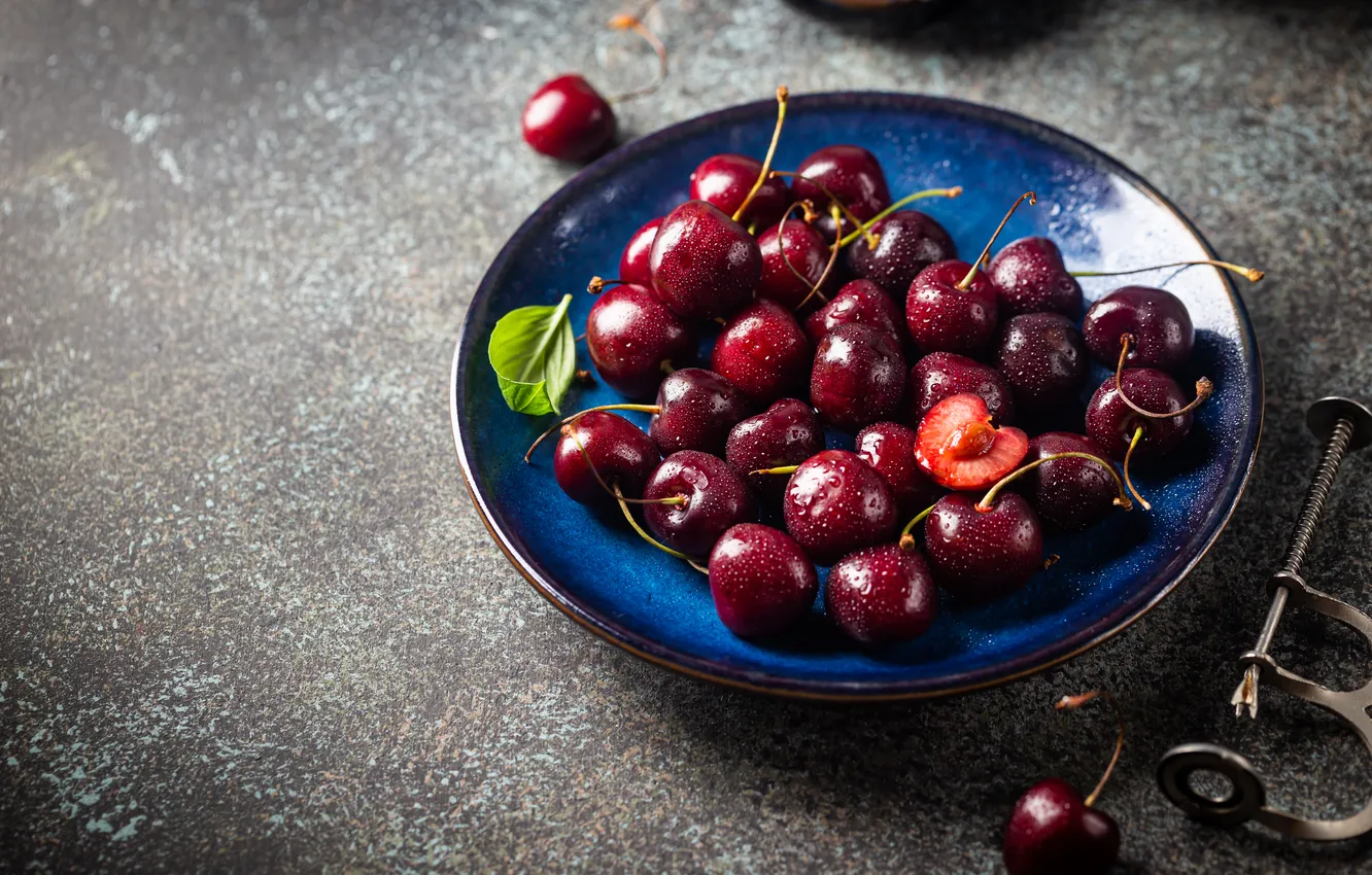 Photo wallpaper cherry, berries, plate