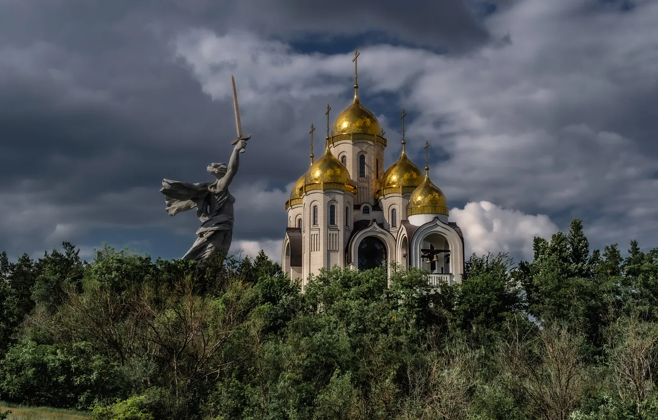 Photo wallpaper trees, Church, statue, Russia, monument, Volgograd, Mamaev Kurgan, Roman Vasiliev
