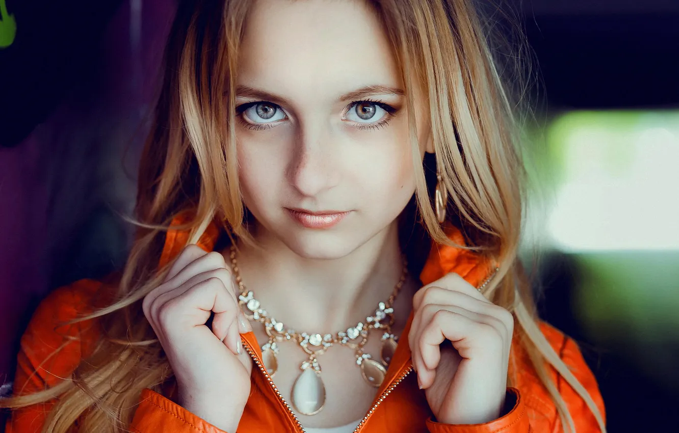 Photo wallpaper portrait, freckles, Juliana