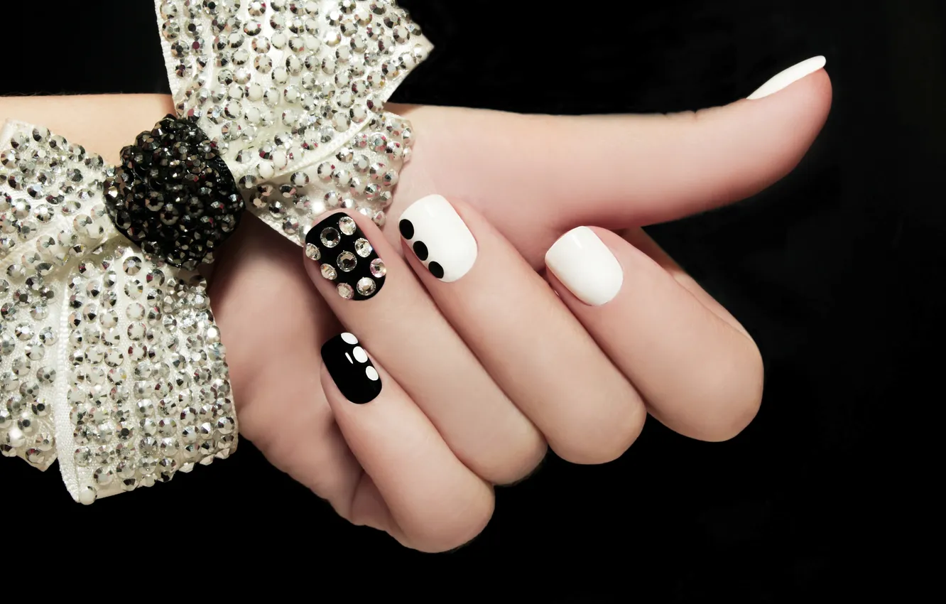 Photo wallpaper hands, fingers, black background, bow, manicure