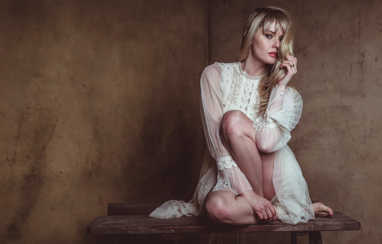 Photo wallpaper look, dress, blonde, legs, sitting, Carla Monaco