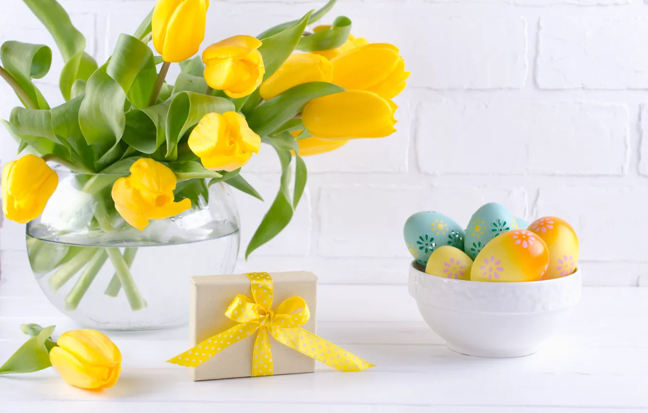 Photo wallpaper holiday, gift, Easter, tulips, vase, composition, egg, Irinka Vasilinka