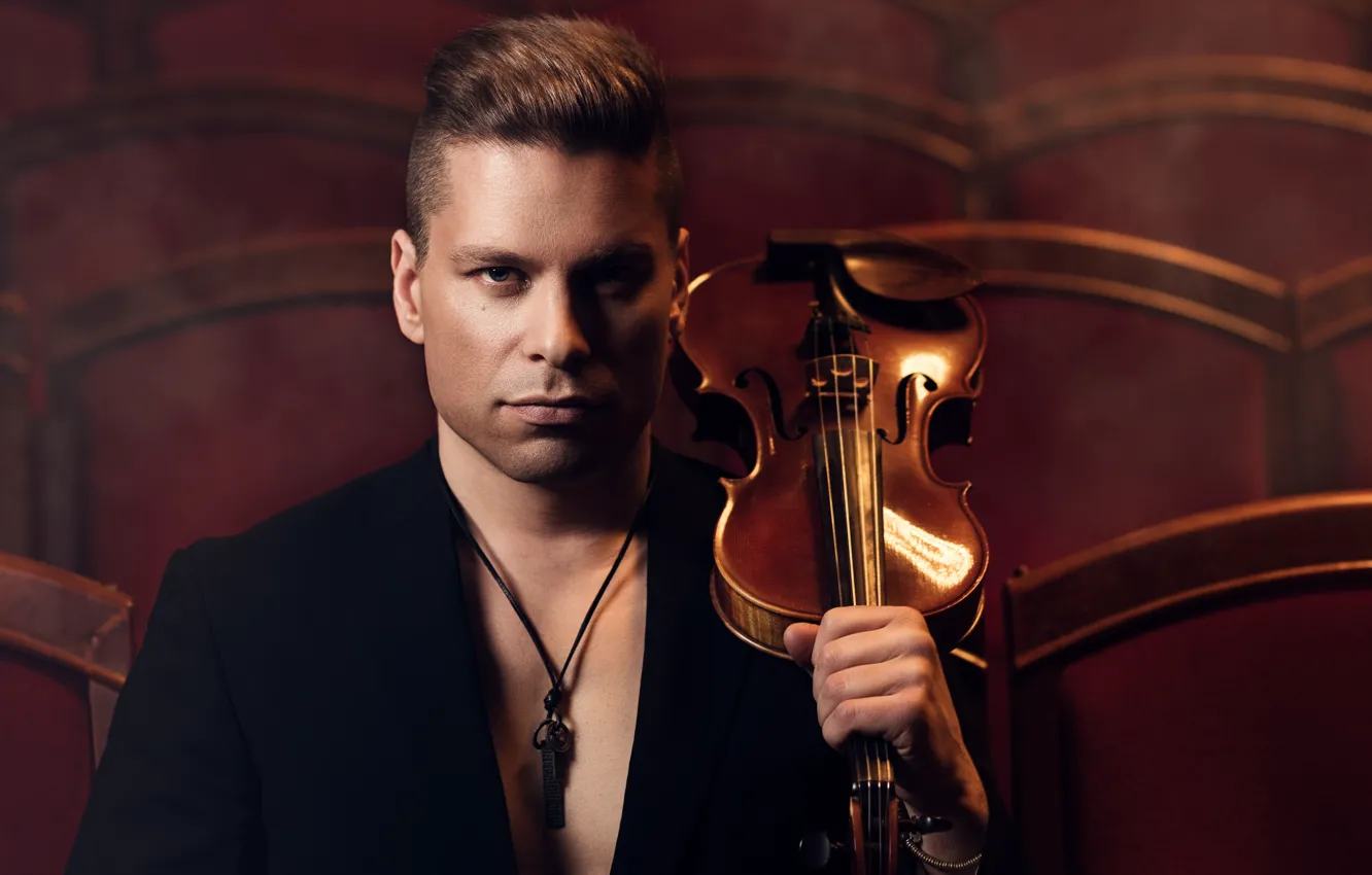 Photo wallpaper violin, theatre, musician, violinist, Antti Untamala