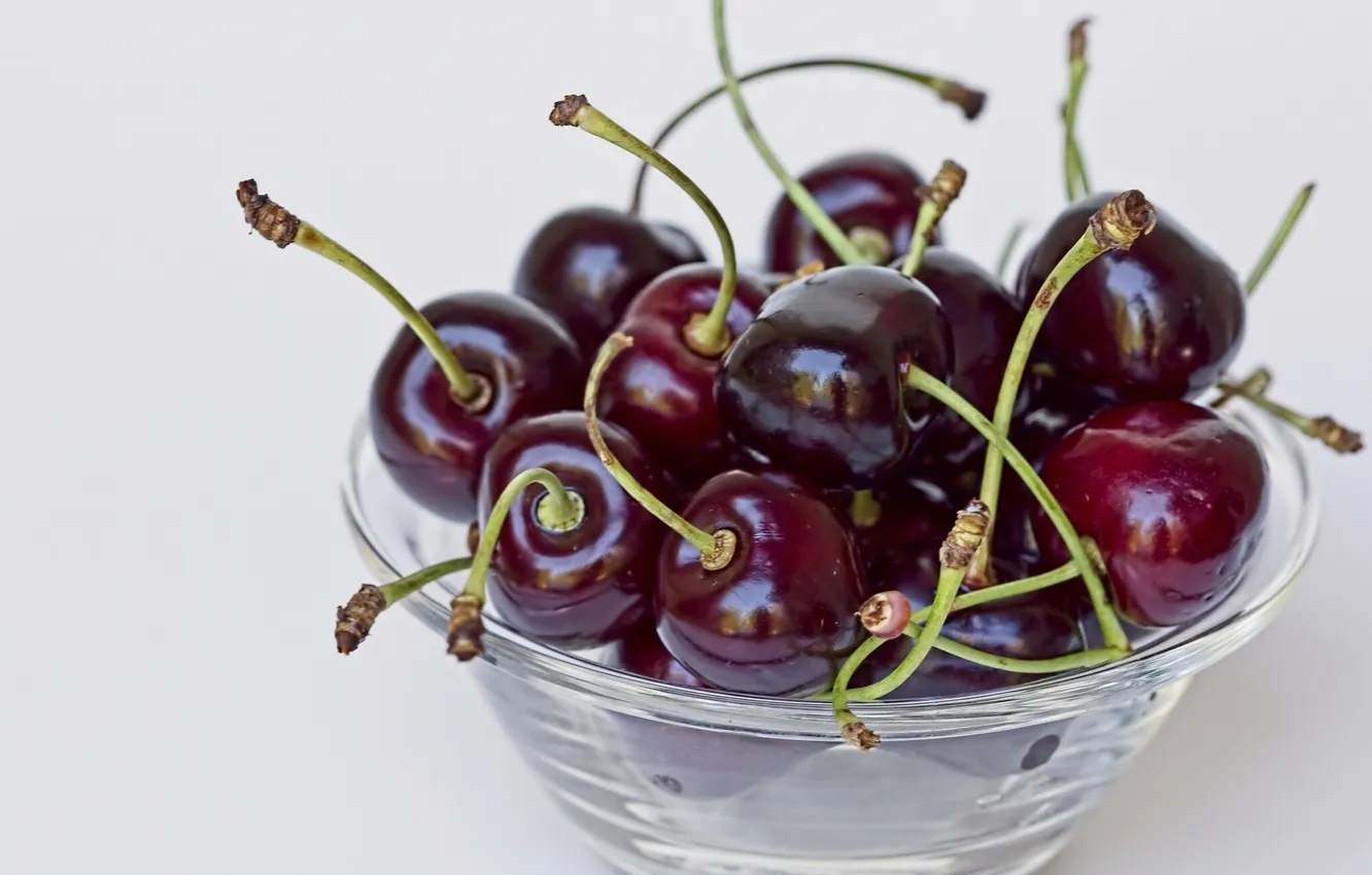 Photo wallpaper berries, cherry, vase