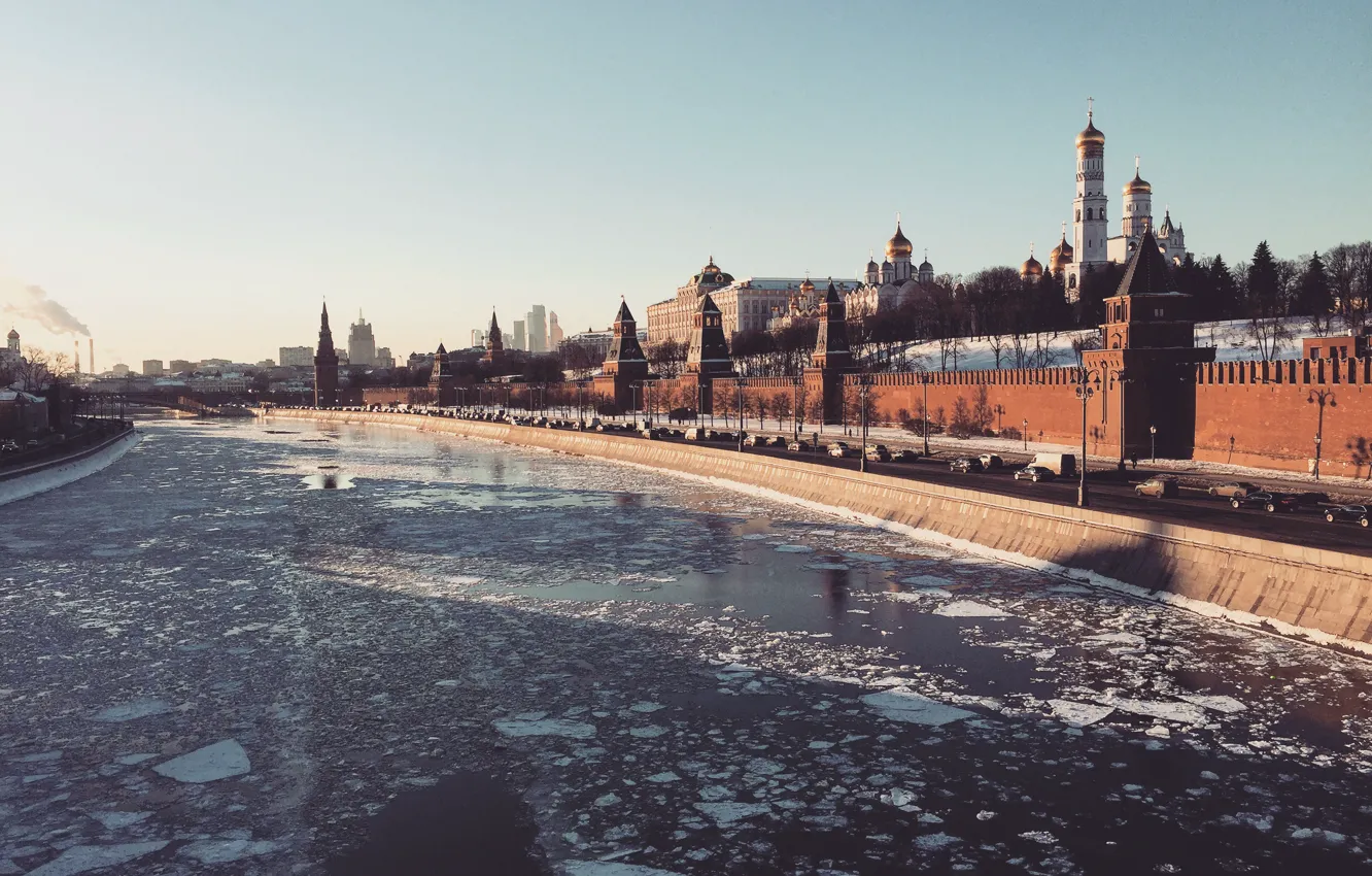 Photo wallpaper city, river, winter, snow, moscow, cityscape, kremlin, aristovart