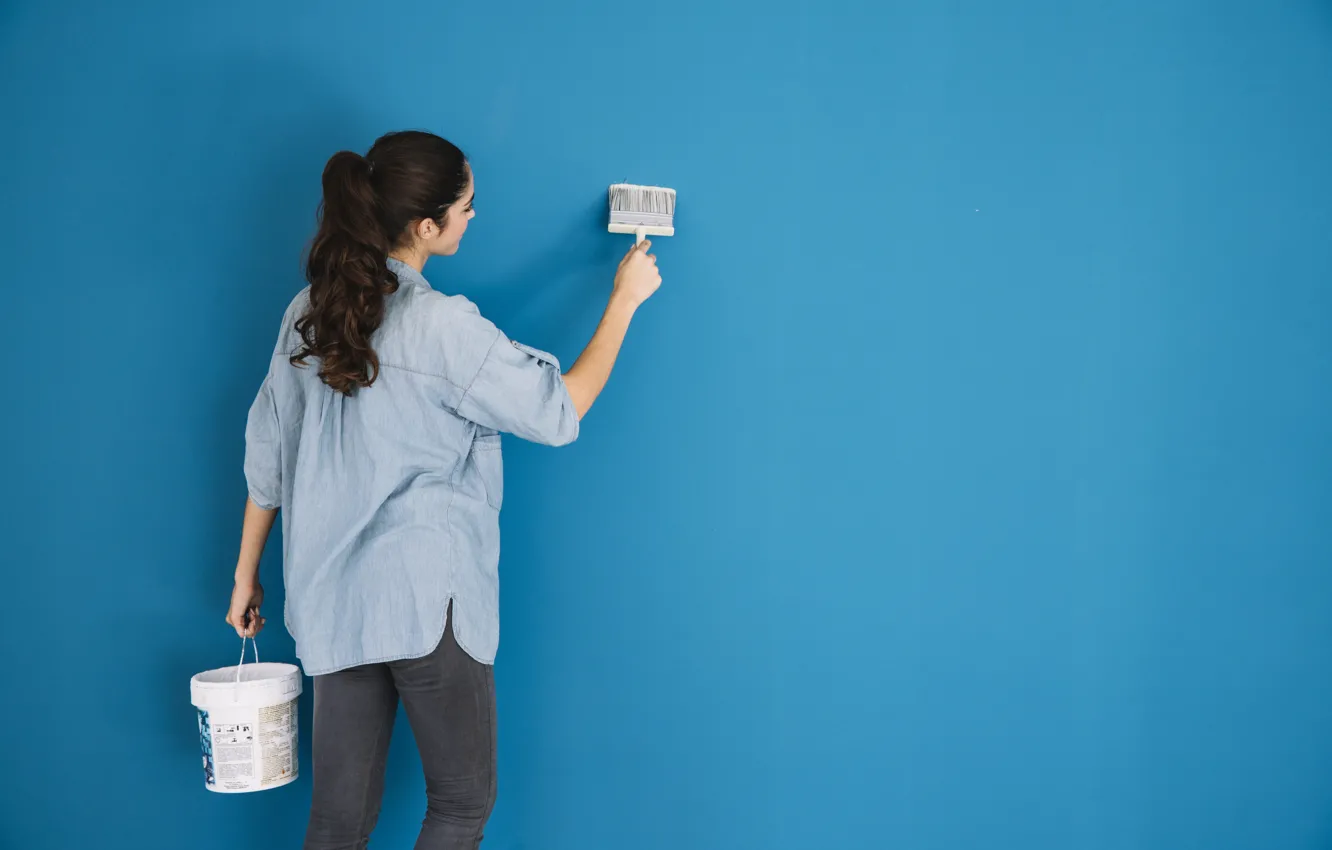Photo wallpaper girl, wall, paint, repair