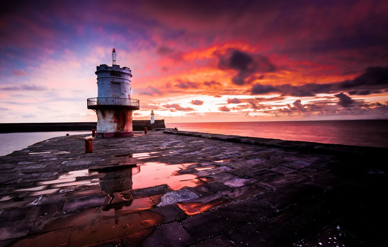 Photo wallpaper sea, shore, lighthouse, England, United Kingdom, Whitehaven